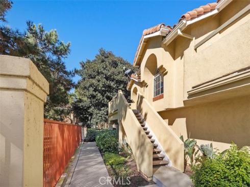 89  Alberti Aisle  , Irvine, CA