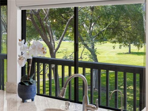 38  Arboles  , Irvine, CA