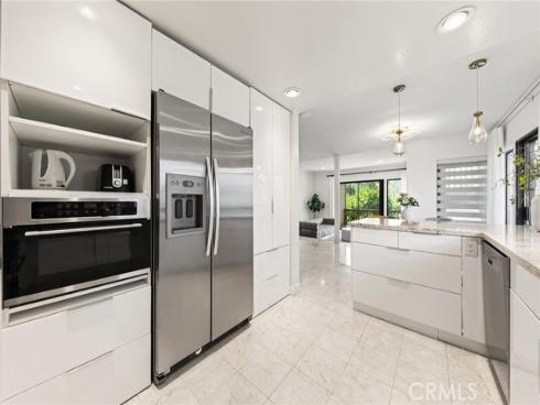 38  Arboles  , Irvine, CA