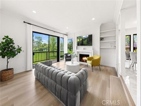 38  Arboles  , Irvine, CA