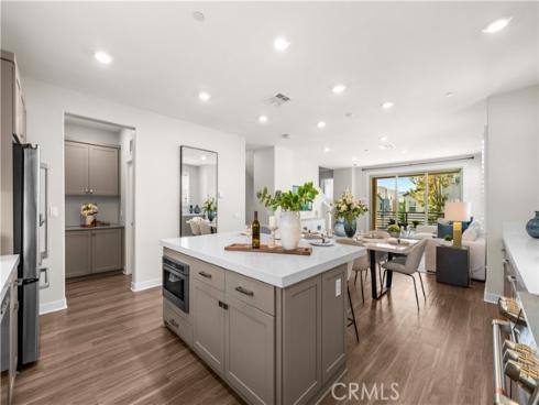 236  keeper  , Irvine, CA