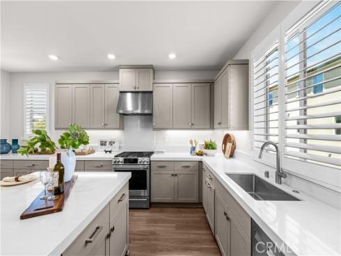 236  keeper  , Irvine, CA