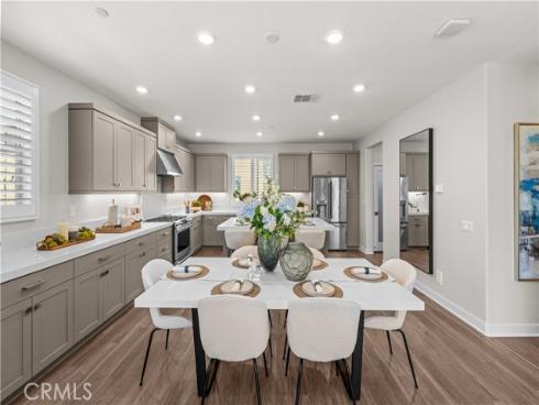 236  keeper  , Irvine, CA