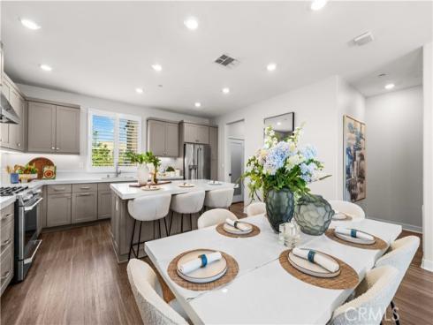 236  keeper  , Irvine, CA