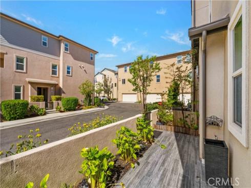 236  keeper  , Irvine, CA