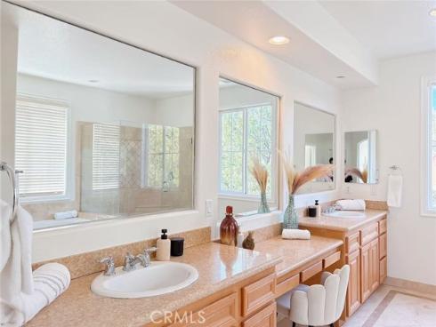 143  Weathervane  , Irvine, CA