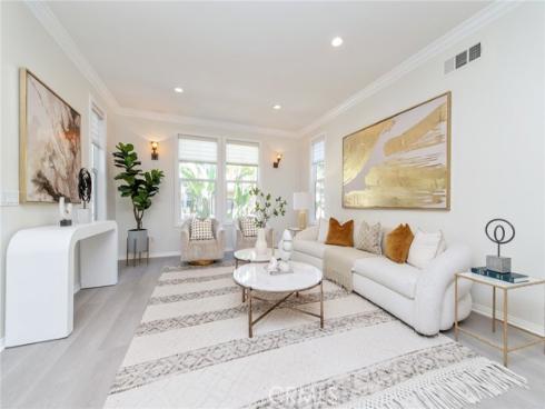 143  Weathervane  , Irvine, CA