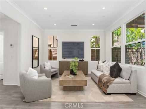 275  Rodeo  , Irvine, CA