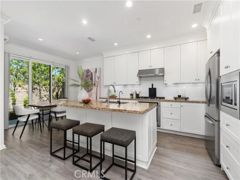 275  Rodeo  , Irvine, CA