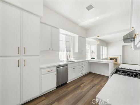 66  Turnbury  , Irvine, CA