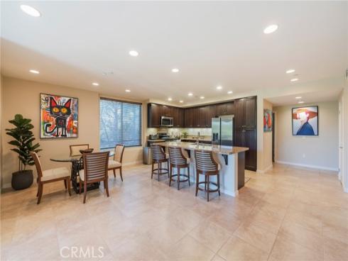 81  Waldorf  , Irvine, CA