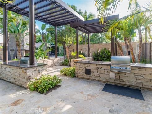 81  Waldorf  , Irvine, CA