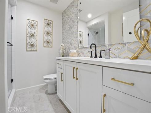 107  Starbright  , Irvine, CA