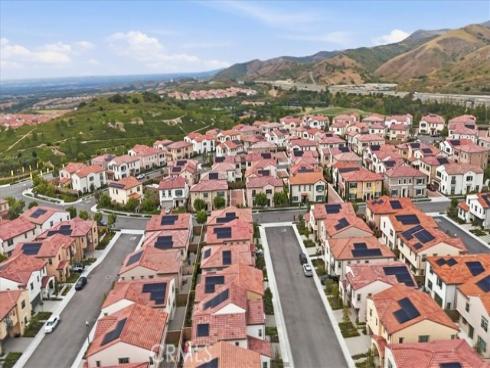 107  Starbright  , Irvine, CA