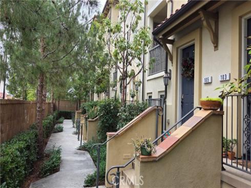 105  Plateau  , Irvine, CA