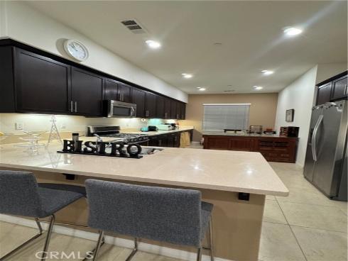 105  Plateau  , Irvine, CA