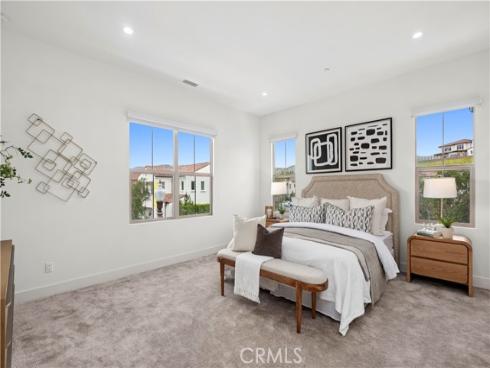 122  Glydon  , Irvine, CA