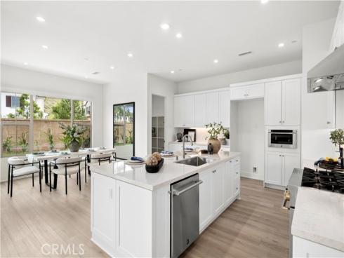 122  Glydon  , Irvine, CA