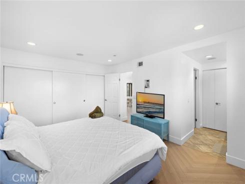 18  Navarre  133 , Irvine, CA