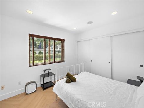 18  Navarre  133 , Irvine, CA