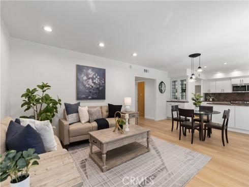 19  Whitewood  , Irvine, CA