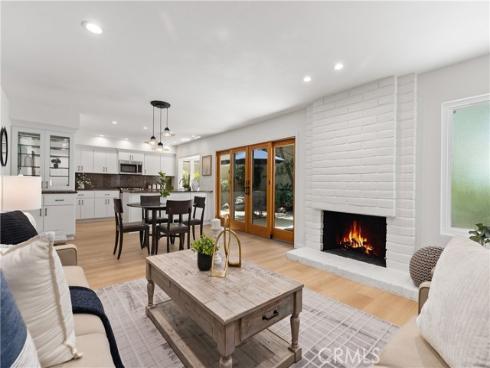 19  Whitewood  , Irvine, CA