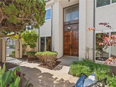 19  Whitewood  , Irvine, CA