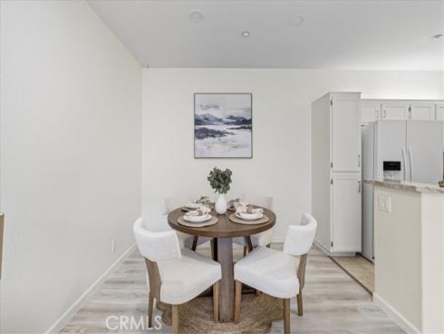 2405  Crescent Oak  , Irvine, CA