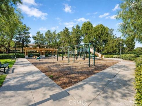 2405  Crescent Oak  , Irvine, CA