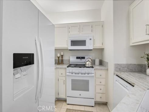 2405  Crescent Oak  , Irvine, CA