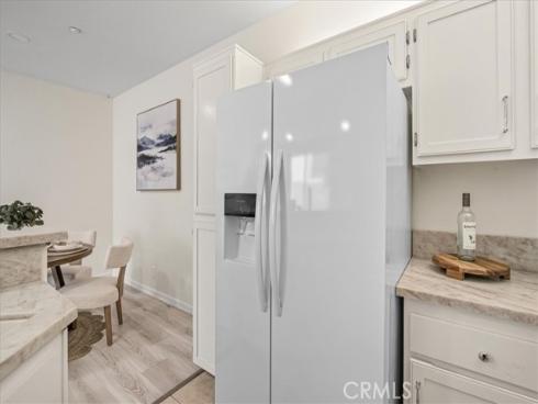 2405  Crescent Oak  , Irvine, CA