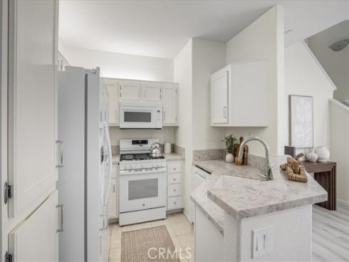 2405  Crescent Oak  , Irvine, CA