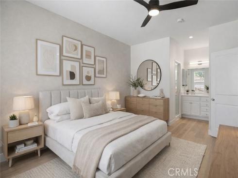 2405  Crescent Oak  , Irvine, CA