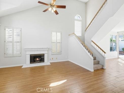 4  Estrella  , Irvine, CA