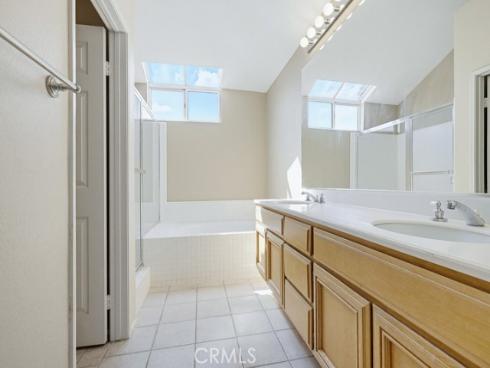 4  Estrella  , Irvine, CA