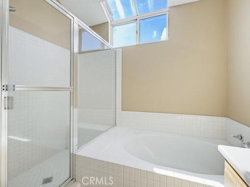 4  Estrella  , Irvine, CA