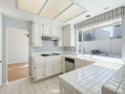 4  Estrella  , Irvine, CA