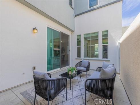 202  Cultivate  , Irvine, CA