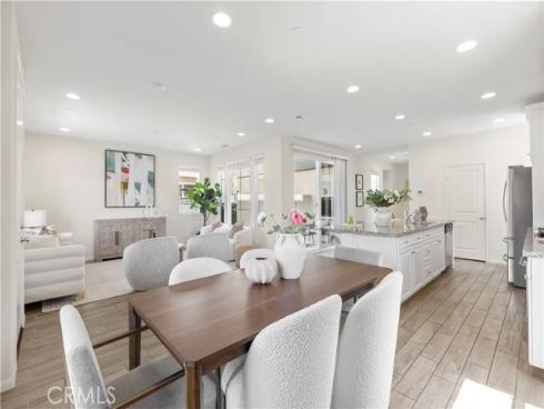 202  Cultivate  , Irvine, CA