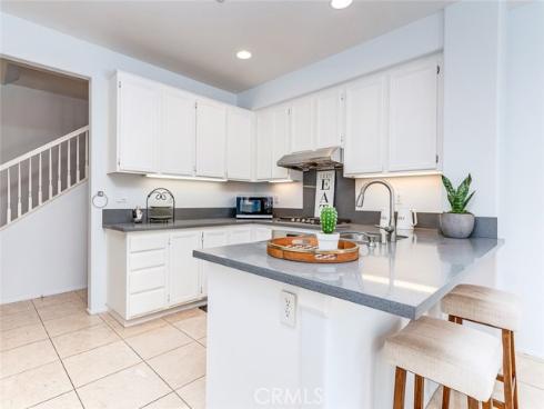 38  Daisy  , Irvine, CA