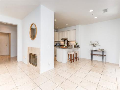 38  Daisy  , Irvine, CA