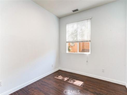 38  Daisy  , Irvine, CA