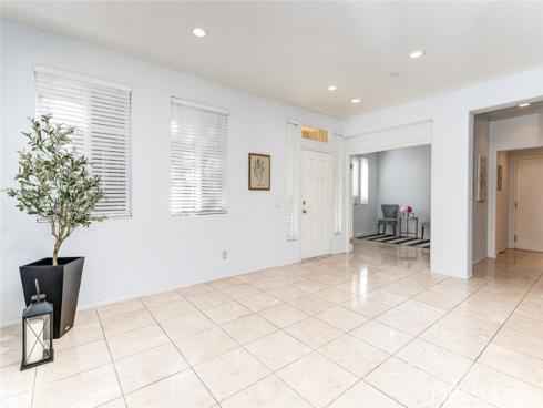 38  Daisy  , Irvine, CA