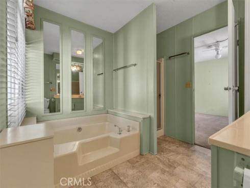 5200  Irvine  190  Boulevard, Irvine, CA