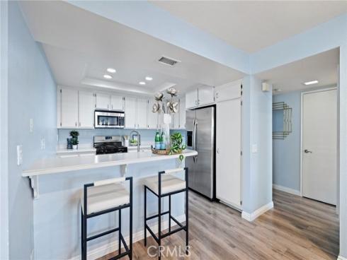 4  Woodleaf  , Irvine, CA