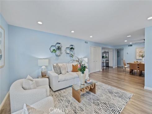 4  Woodleaf  , Irvine, CA