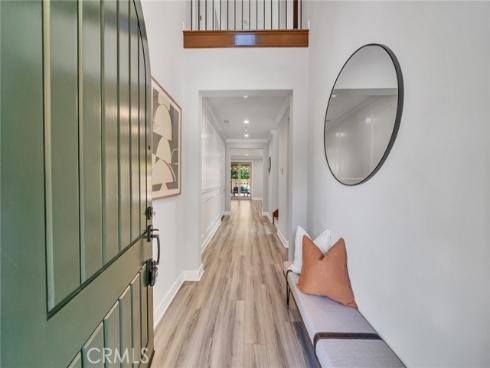 80  Rossmore  , Irvine, CA