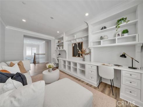 80  Rossmore  , Irvine, CA