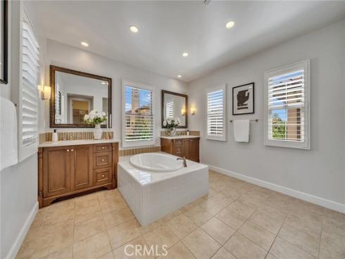 80  Rossmore  , Irvine, CA