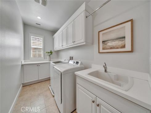 80  Rossmore  , Irvine, CA